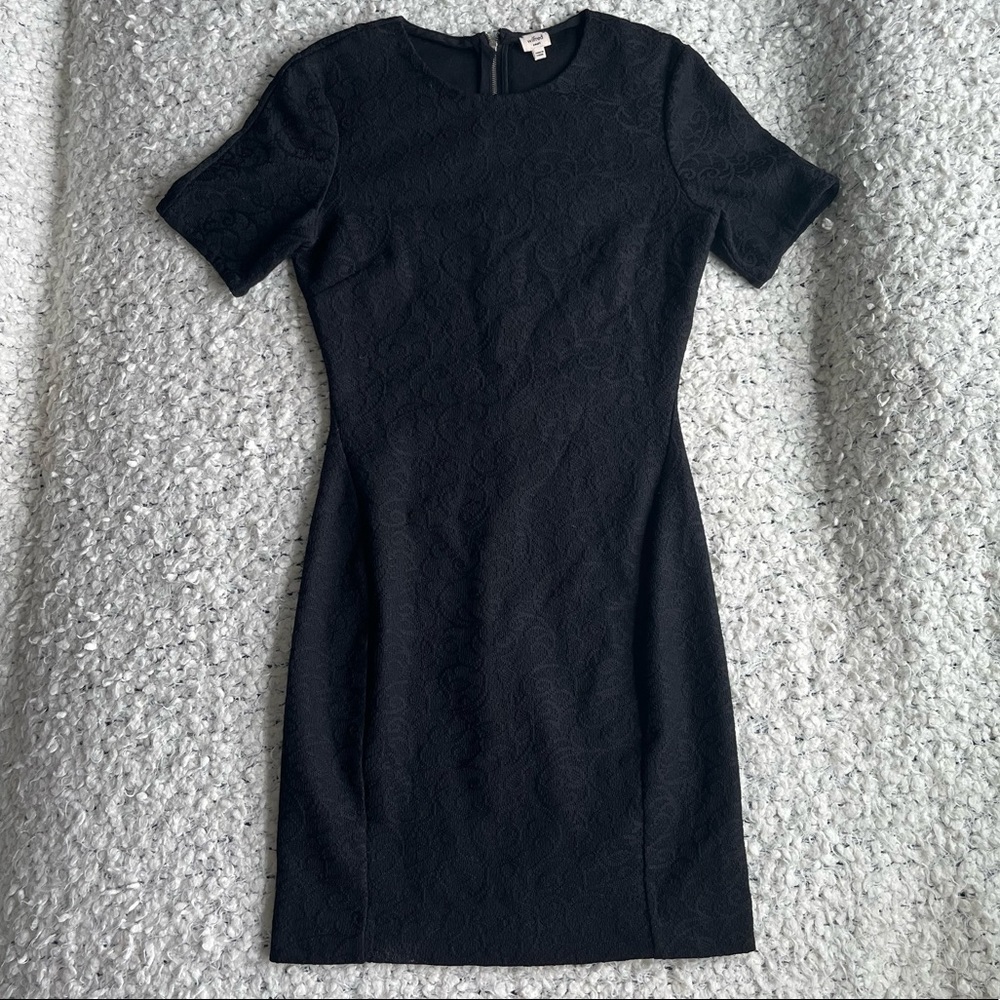 Aritzia Wilfred Lace Black Slim Dress | S